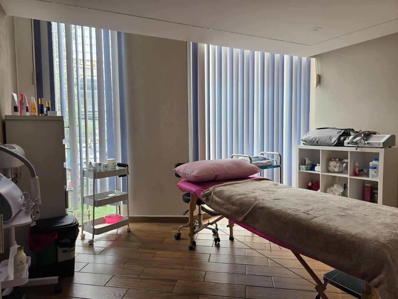 Cabina con vista al exterior, sede Ermita Iztapalapa